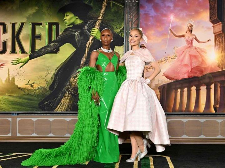 画像1: アマンダ・サイフリッドが『ウィキッド』のグリンダ役を熱望していた