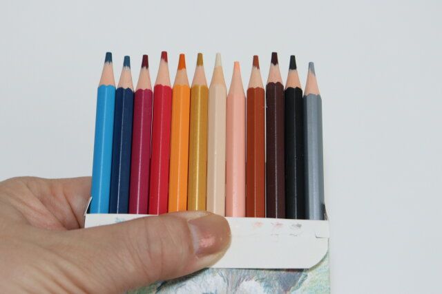 色鉛筆テーマカラーセット12色 アニマルトーン