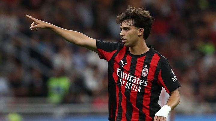 苦しむ25歳イケメンFW、日本に来ていると投稿！東京の街を歩く写真が話題に