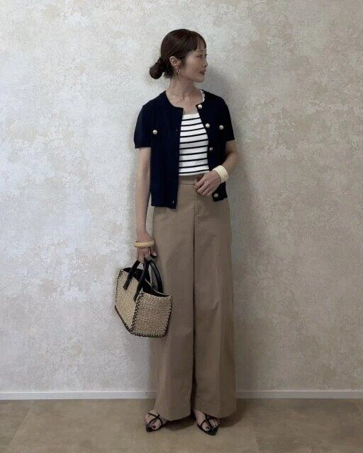 2025gu夏メタルボタンカーディガンお手本コーデ