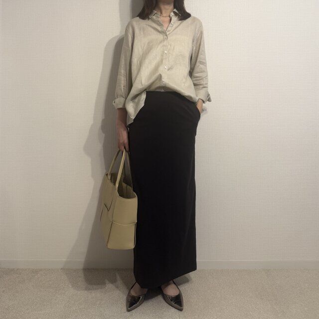 トップスとして：程よく力の抜けた女っぽコーデ