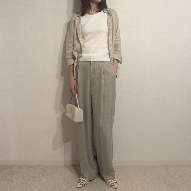 羽織として：統一感のあるリラクシーなパンツコーデ