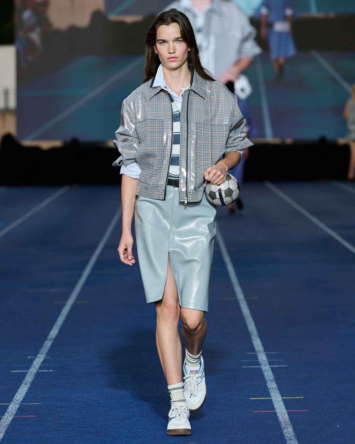 画像4: BAUM UND PFERDGARTEN 2025年春夏コレクション 出典：バウム ウンド ヘルガーテン