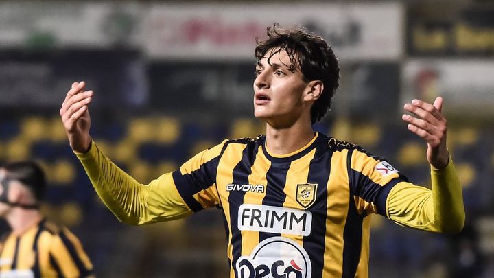 「ムッソリーニ」がイタリア首都に戻る…2年間の修行で「右」に磨きをかけて成長