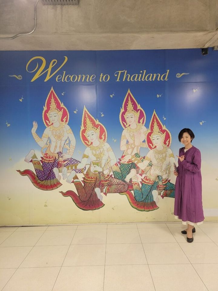 飛行機のトランジット時のコーデ