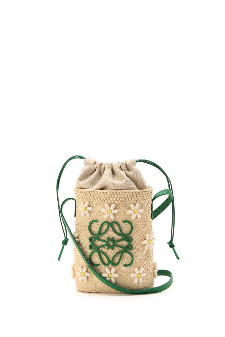 バッグ 本体 H22.5cm ¥99,000／LOEWE