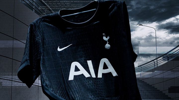 日本人選手加入の噂もあるイングランド強豪、新ユニフォームはなんと「2082年」のデザインか？！