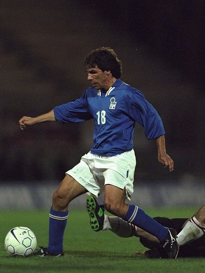 ミズノの名スパイク「モレリア」は、なぜ世界で愛されているのか…“伝道師”の元ブラジル代表カレカ氏が明かす