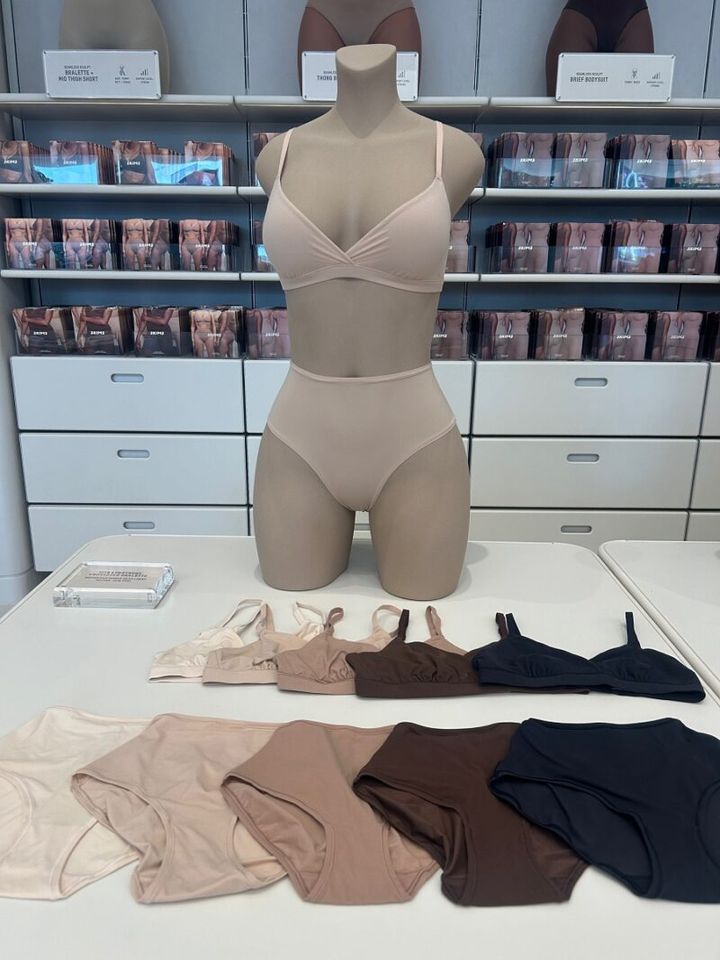 LAガイド：今年の4月、サンセットストリートにオープンした『SKIMS』の旗艦店