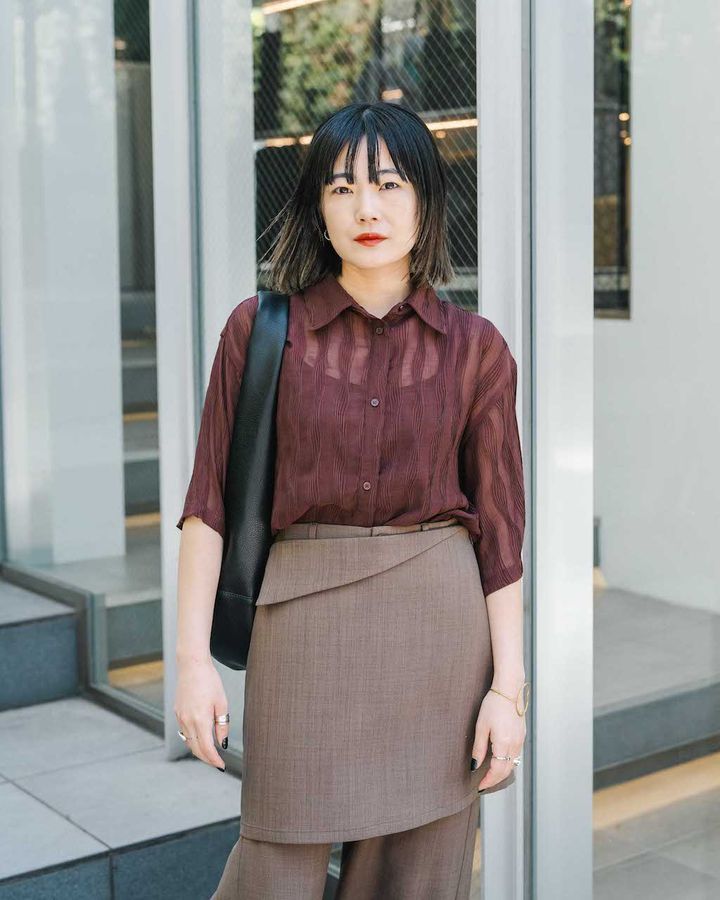 ハイセンスな初夏の“ワントーンコーデ”5選。ベーシックカラーでまとめるのが人気【TOKYO SNAP】