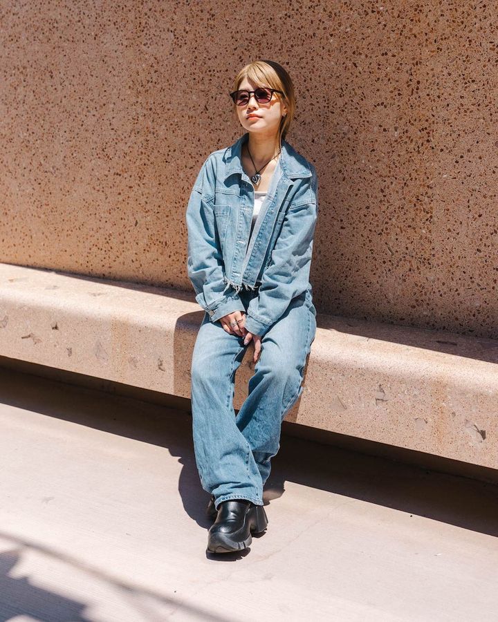 ハイセンスな初夏の“ワントーンコーデ”5選。ベーシックカラーでまとめるのが人気【TOKYO SNAP】