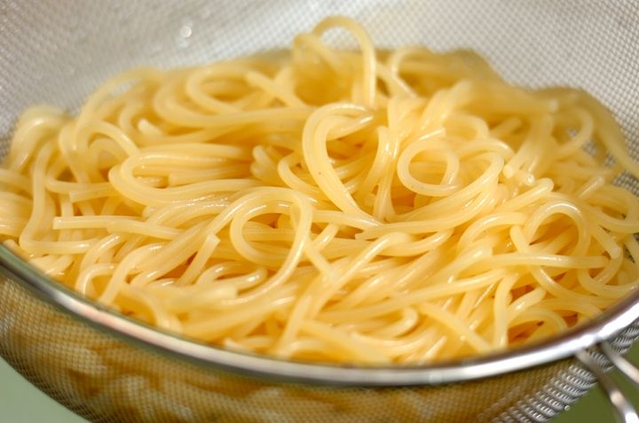 トマトが主役のナポリタン シンプルだけど奥深い味 by金丸 利恵さんの作り方3