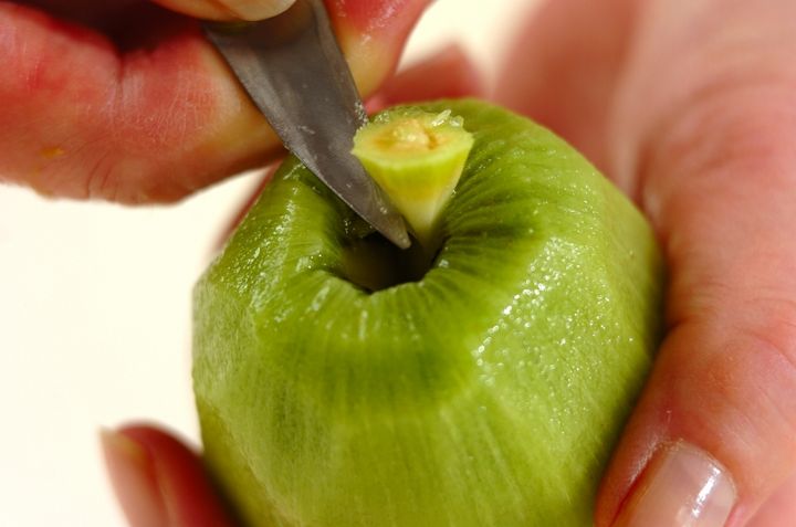 自家製ドレッシングのグリーンサラダ 簡単ヘルシーの下準備2