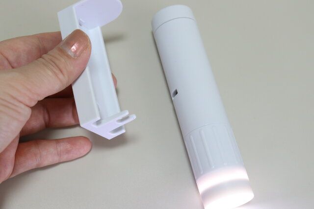 常備灯ワイド＆スポット 取り付け台