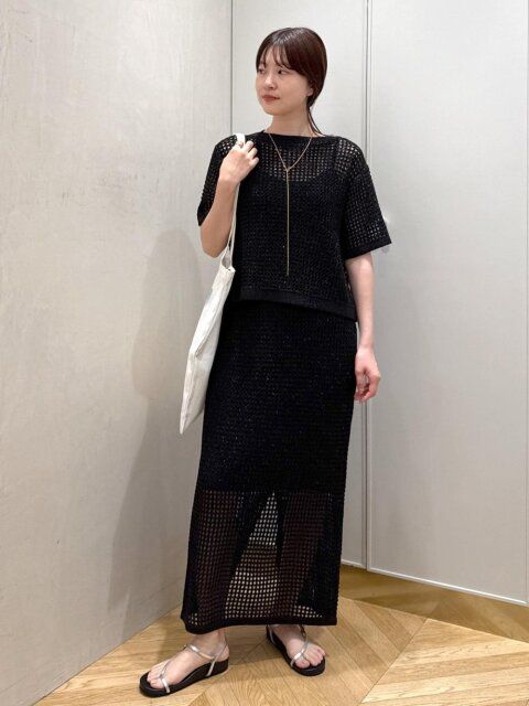 オールブラックコーデ5