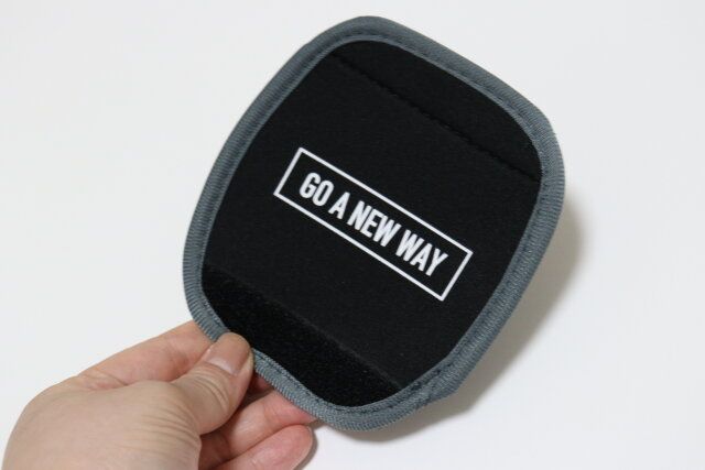 ダイソー スーツケースハンドルカバー（文字）