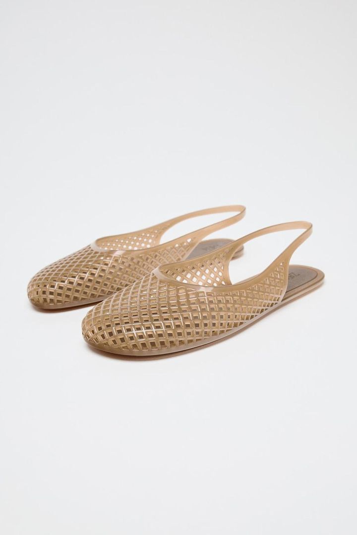 画像2: 出典：ZARA