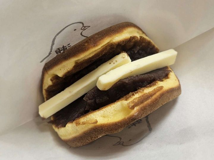 鳩サブレーのバター（画像は編集部撮影）