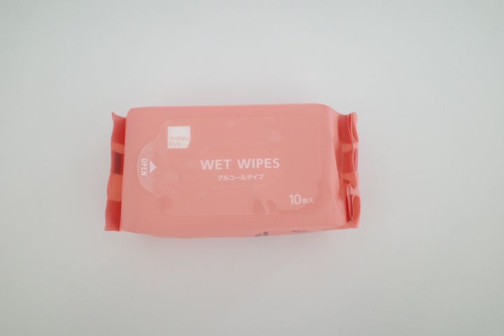 ウェットティッシュ