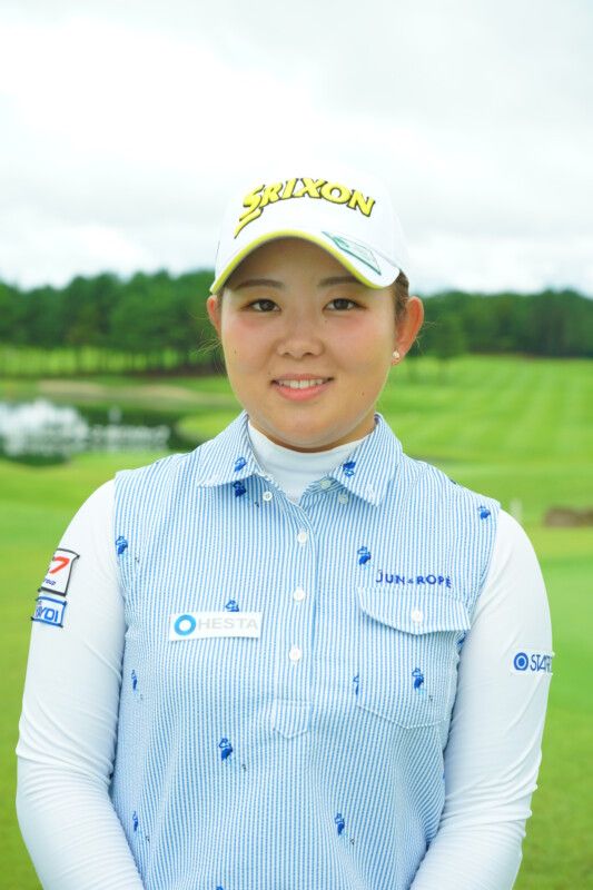 苦手なバンカーは“砂山を作って”克服！女子プロが実践する練習法をレッスン