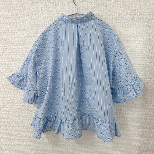 GU「ペプラムシャツ(5分袖) by rokh」 後ろ側