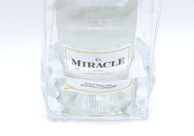 ダイソーの安定感があるワインアイスバッグ