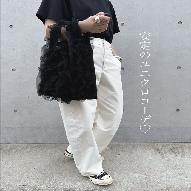 UNIQLOの白ボトムス6