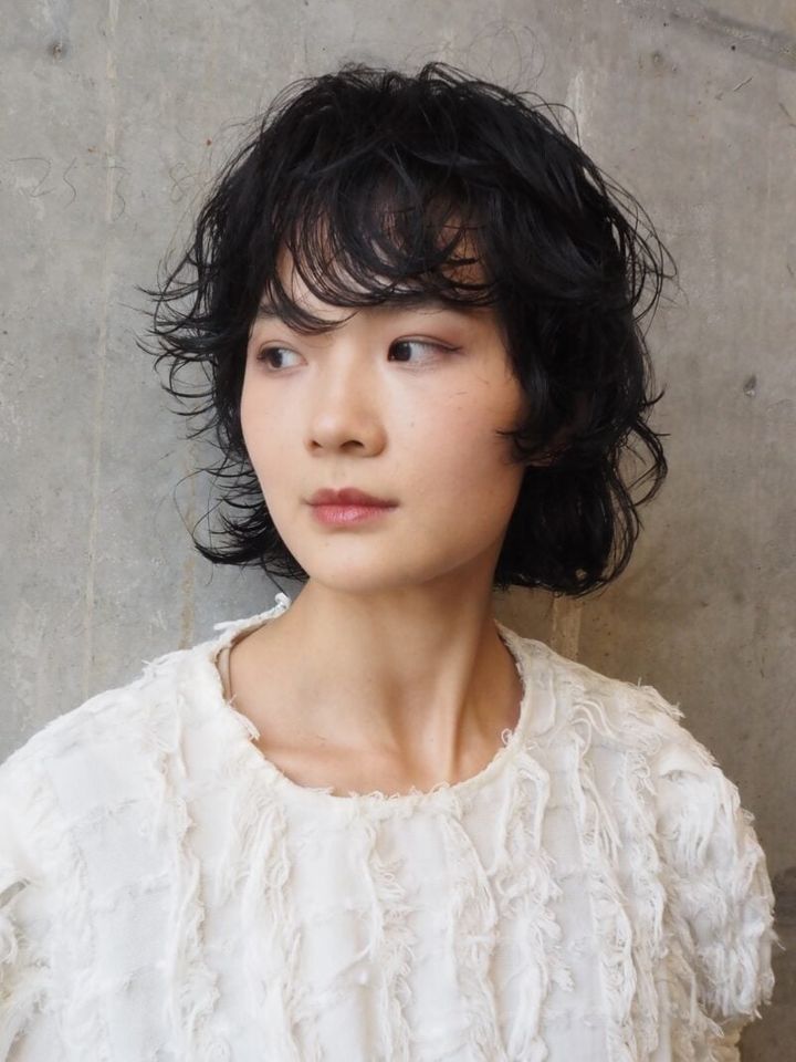 30代ヘアスタイル、ショートウルフ、THE STRAMA