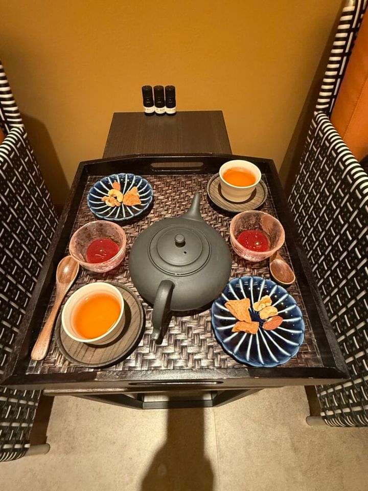 施術後には「ウェルネススナック」で内側からも整えます