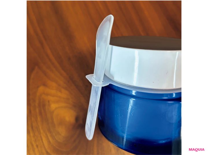 乾燥・バテ肌・目元ケアまで、マキアエディターズが新発売のコスメアイテムを本気でジャッジ！_10