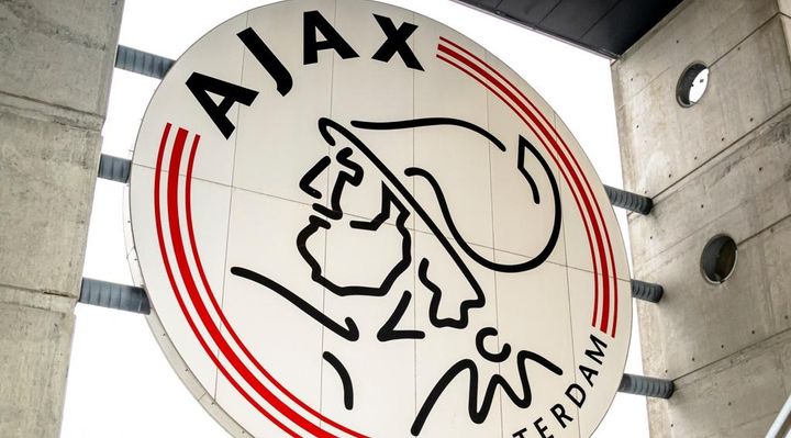 非情！名門チーム、通話アプリで7選手に戦力外通告…練習も駐車場も冷遇