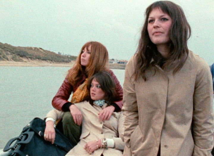 ヴァカンスを過ごす海辺の別荘へと向かう3人。『オルエットの方へ』4Ｋレストア版 © 1973 V.M. PRODUCTIONS / ANTINÉA