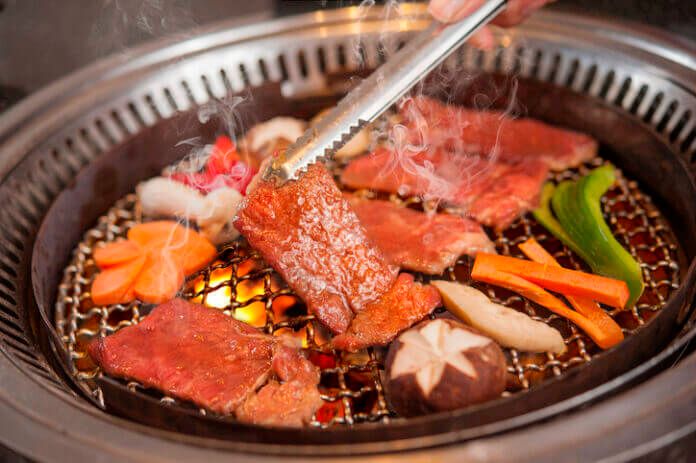 男性がドン引きする女性のおひとり様行動4つ