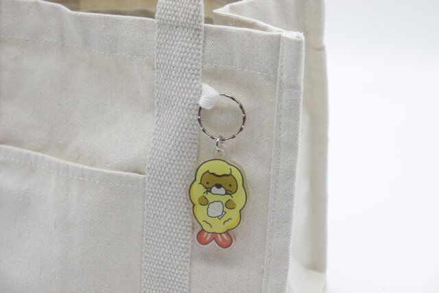 アクリルキーホルダー（エビフライ） 使用例