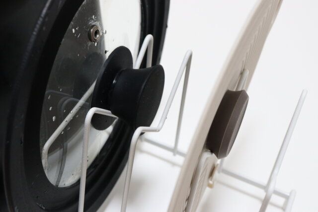 まな板＆鍋ふたスタンド 浮く