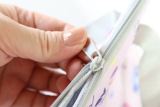 星のカービィアルミバッグニューレトロ ファスナー