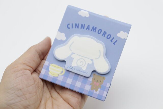 ダイソーで話題のサンリオのシナモロールの立てて使えるダイカットふせん