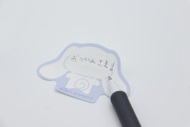 ダイソーの立てて使えるダイカットふせんはメモやメッセージにちょうどいいサイズ感