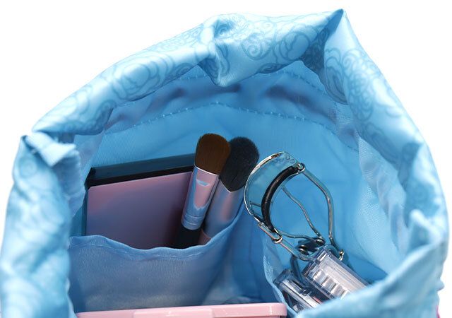 ハローキティ中華風刺繍きんちゃくポーチ内ポケット