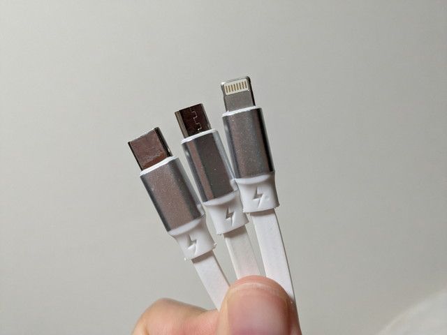 ムーミンUSBケーブル3本