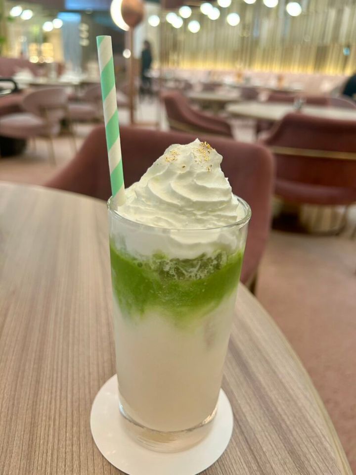 ANAインターコンチネンタルホテル東京『夢見るピーチアフタヌーンティー』抹茶ピーチラテ