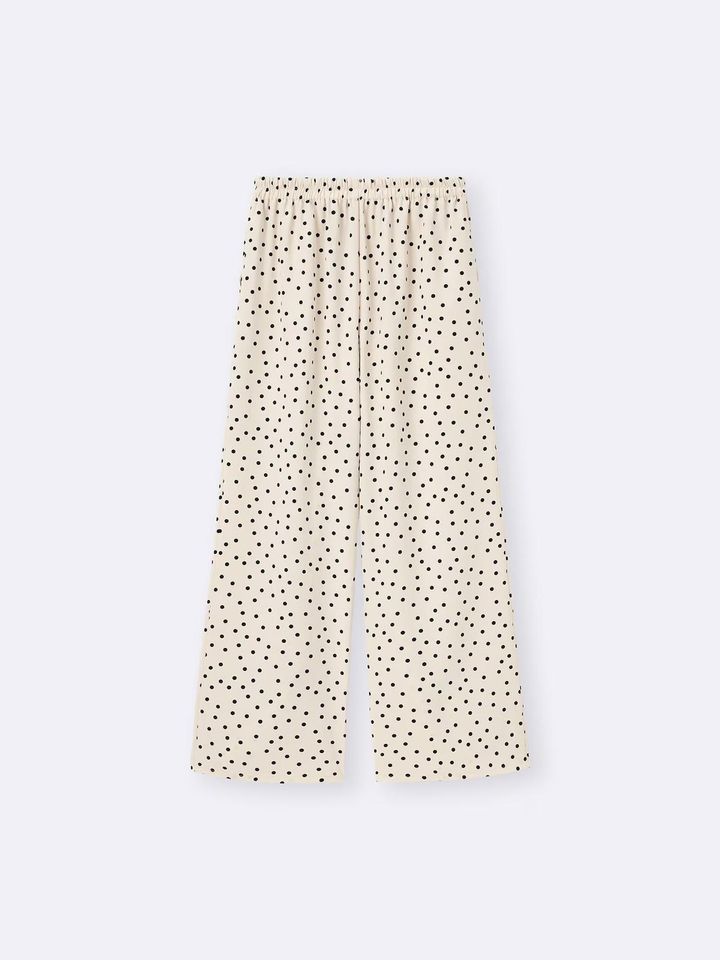 画像3: 出典：GU