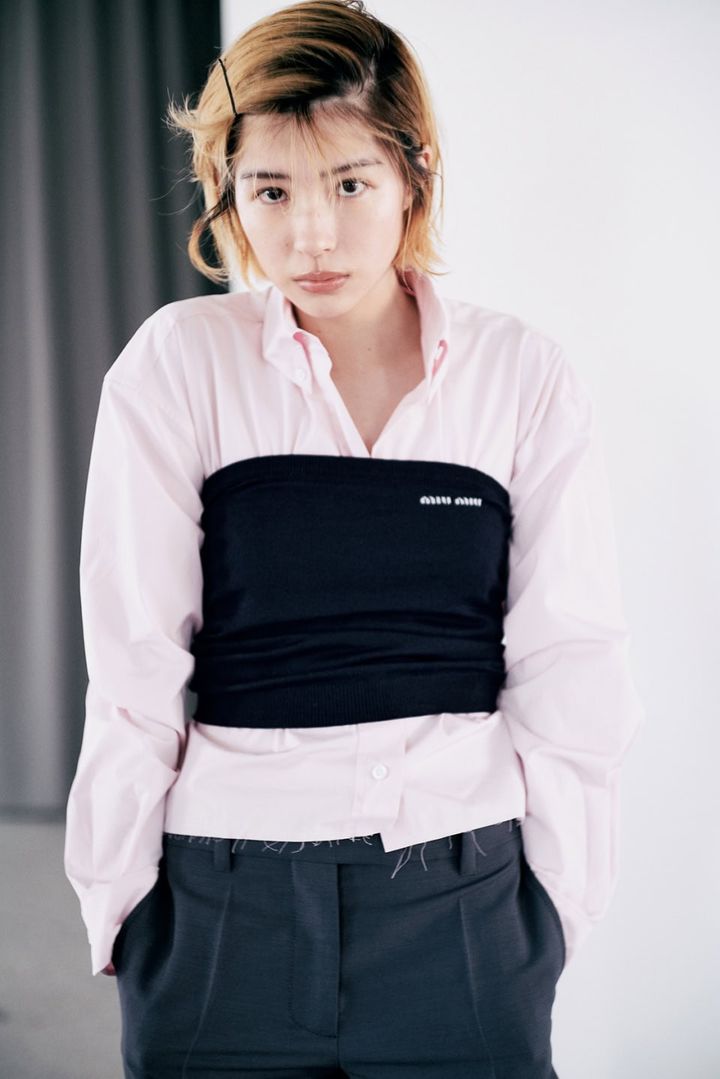 miu miuボーダートップス♡ポロシャツ♡百々千晴♡ウォニョン着用♡ 違和感たっぷりの可愛さに心奪われまくり」百々千晴が欲しい