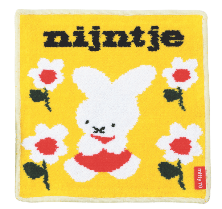 MISHIKAWA ミニハンカチ 吸水性がよくふんわりと柔らかな肌触りと高級感のある仕様が特徴のシェニール織りのミニハンカチ。ミッフィー好きな方へのギフトにも。2970円（西川）