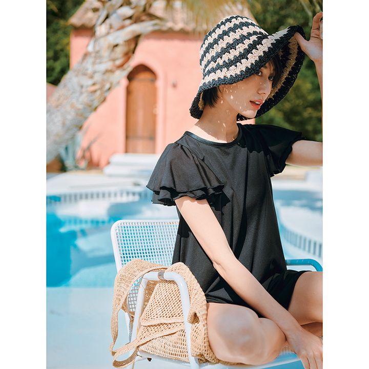 Tシャツ感覚の水着トップス,カップ付きトップス