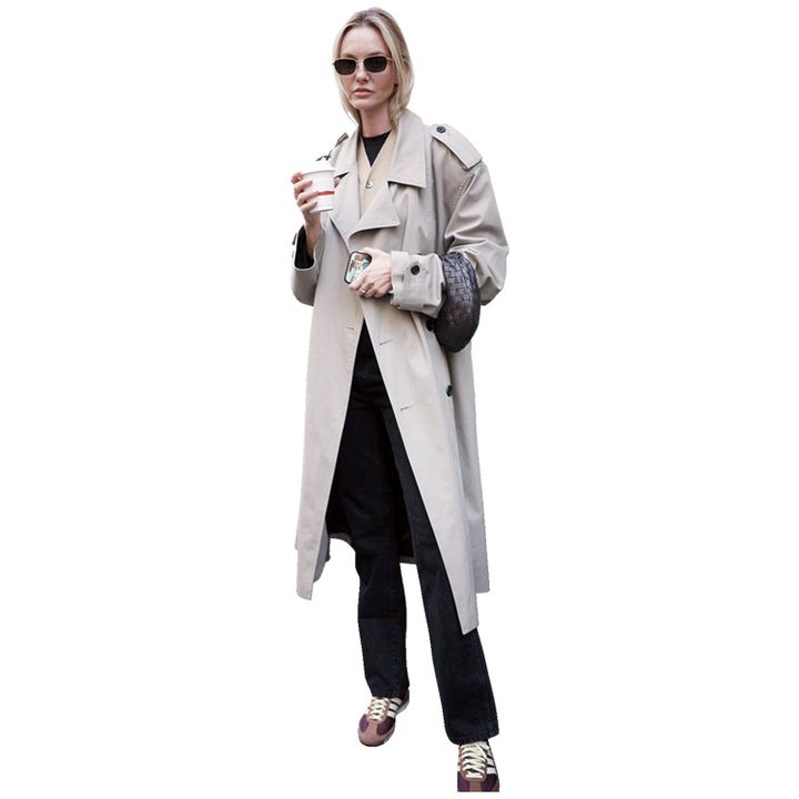 ハンサムコートの女性