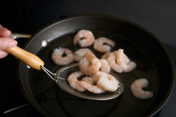 パクチーとぷりぷりえびのサラダ作り方3