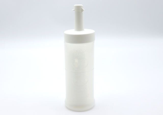 ダイソー 押して量れる計量ボトル