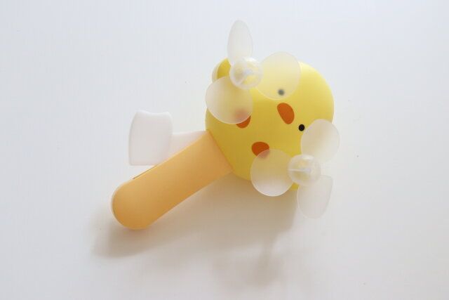 ハンディ扇風機（ツインファン、ひよこ・ねこ）