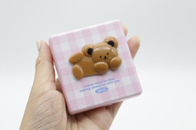 ダイソー メイクブラシセット（Aタイプ、4本、ミラー付）